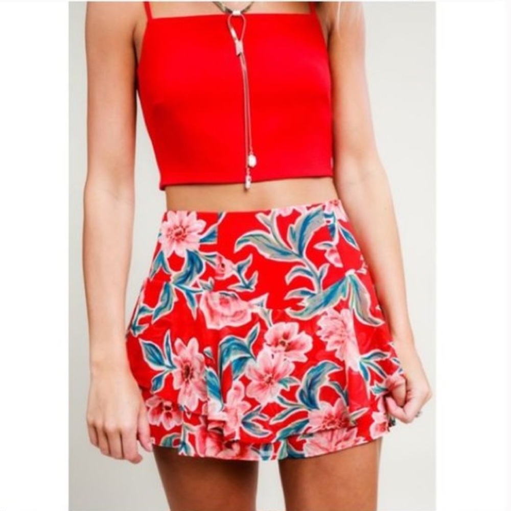 Show me your mumu Ferris flutter skort - L - never worn
